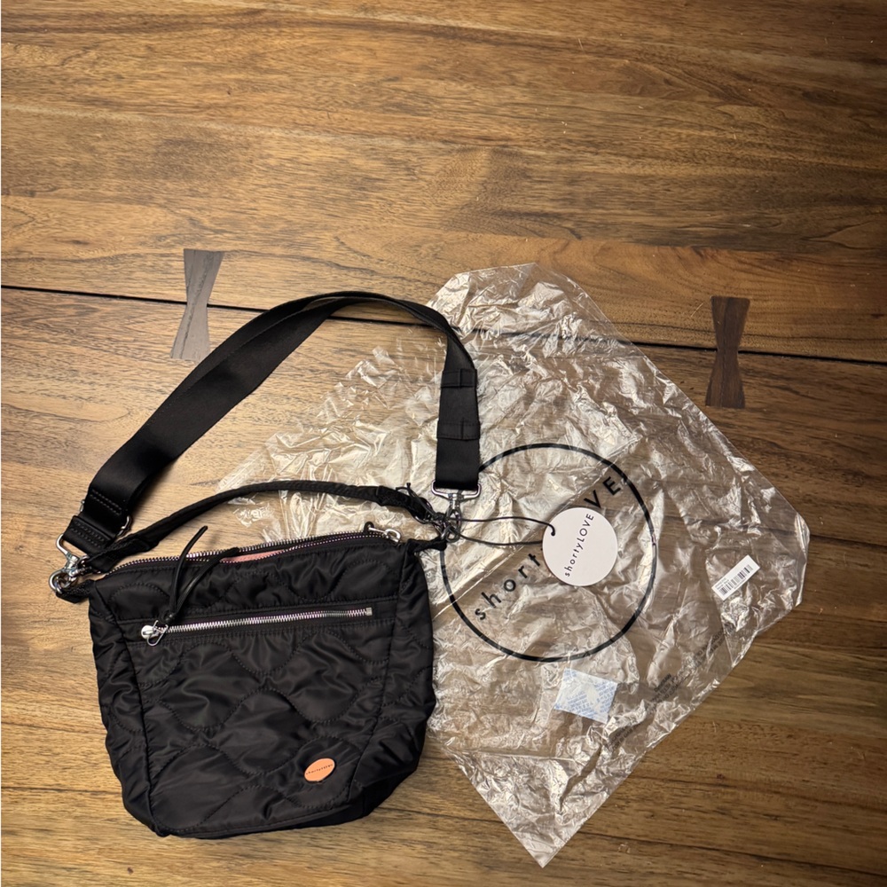 Black Shorty Love ‘marcel’ quilted crossbody bucket bag - Picture 6 of 7